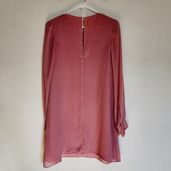 BCBGeneration Dusty Rose Lace/ Ruffle Neckline Long-Sleeve Shift Dress NWOT - Picture 2 of 5